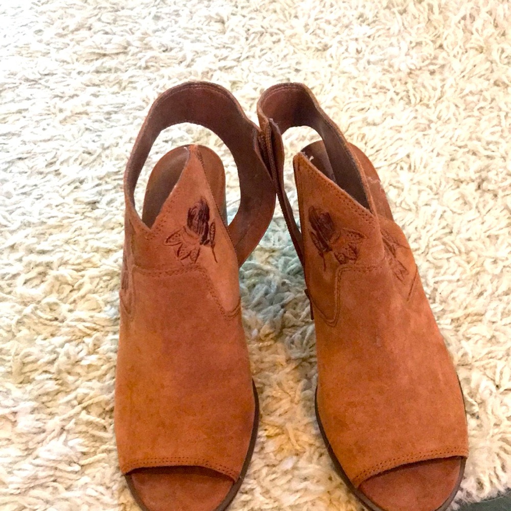 Lucky Brand, Size 9.5, leather upper heels. Western feel. Never worn!